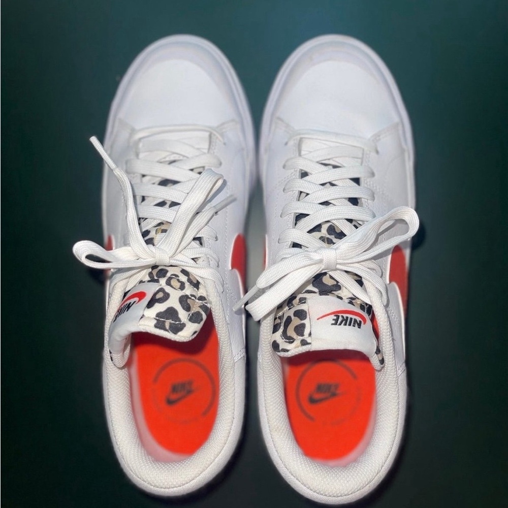 Nike Court Lift